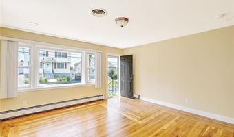 247 Grosvenor Ave, North Providence, RI 02904