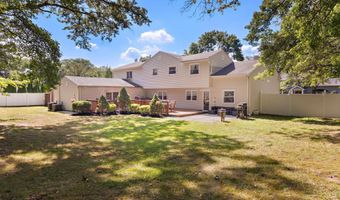 3 Renier Ct, Middletown, NJ 07748