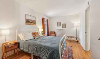 4000 4002 Ontario St, Ames, IA 50014