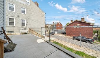 1940 S 18th St, Airville, PA 15203