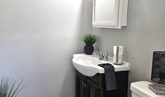 78 Harrison St, Bristol, CT 06010