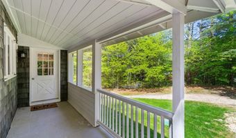 31 Brookside Dr, North Smithfield, RI 02896
