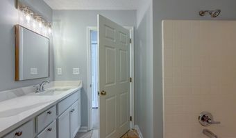 214 Riverchase Dr, Bainbridge, GA 39819