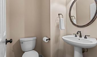 1605 Spinnaker Dr, Alpharetta, GA 30005