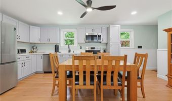 417 Lake Washington Dr, Glocester, RI 02814