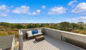 49 Gilberts Path, Amagansett, NY 11930