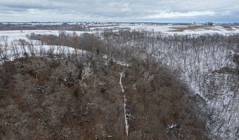 Maplewood Lane, Alma, WI 54610