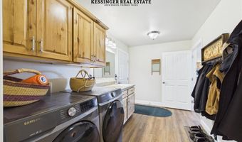 3532 Maple Leaf Ave, Cody, WY 82414