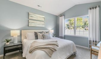 274 Maddox Dr, Aberdeen, NC 28315