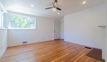 1226 N TAYLOR St, Arlington, VA 22201