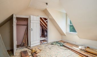 15 Central St, Ashburnham, MA 01430