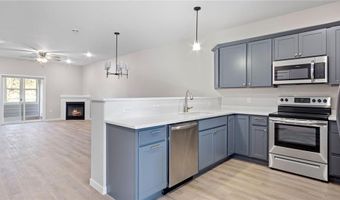 1344 Cypress Ct, Altoona, WI 54720