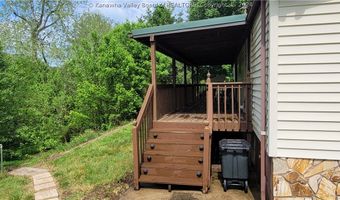 5144 Crystal Dr, Cross Lanes, WV 25313