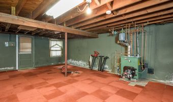 88 Rosemary Ln, Bristol, CT 06010