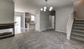 62 S Gardens Way, Fitchburg, WI 53711