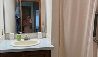 1432 Regency Ln, Albert Lea, MN 56007