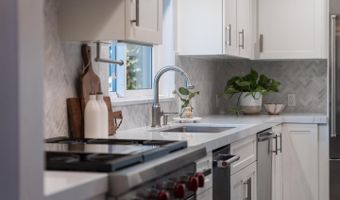 129 Santa Cruz Ave, Aptos, CA 95003