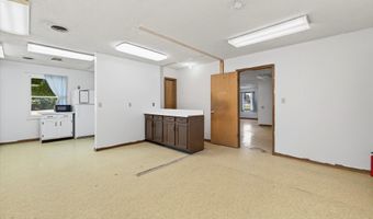 2082 W State Rd 54, Bloomfield, IN 47424