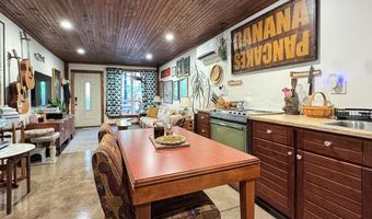 400 Kevin Rd, Apalachicola, FL 32320
