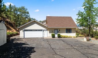 197 Timberlake Dr, Ashland, OR 97520