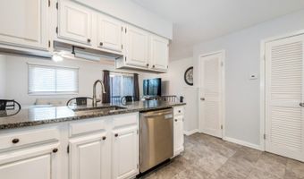 10 Augusta Dr 9, Alloway, NJ 07462