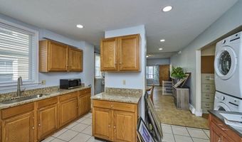 15 Hamilton St, Boston, MA 02136