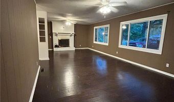 2 Powick Ln, Bella Vista, AR 72714