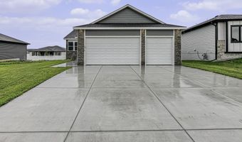 5910 SW 9th St, Lincoln, NE 68523