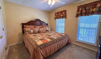 507 Meadowlane Dr, Aberdeen, MS 39730