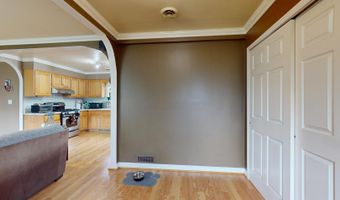 3336 N Betty Dr, Arlington Heights, IL 60004