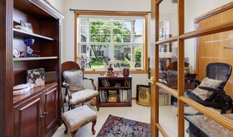 965 Golden Aspen Pl, Ashland, OR 97520