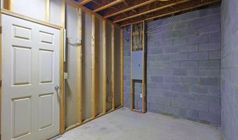 107 WAKEMAN Dr, Augusta, WV 26704