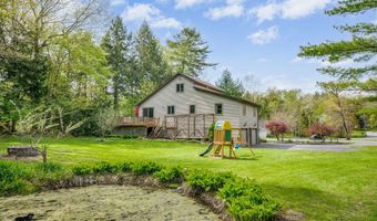 27 Smiley Ave, Winslow, ME 04901