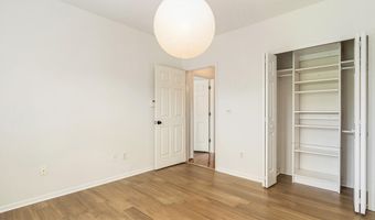 1155 Freesia Ct, Ann Arbor, MI 48105