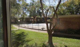 1249 Island Dr 101, Ann Arbor, MI 48105