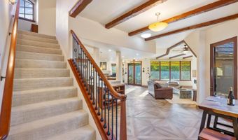 1105 White Oak Dr, Santa Rosa, CA 95409