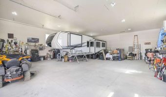 161 Snake River Dr, American Falls, ID 83211