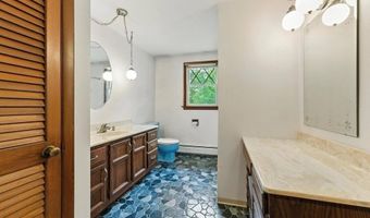 612 N Liberty St, Belchertown, MA 01007