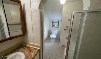 99-676 Halawa Dr, Aiea, HI 96701