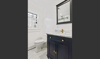 2347 S ARLINGTON RIDGE Rd, Arlington, VA 22202