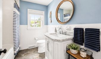 11 Autumn Ln, Attleboro, MA 02703