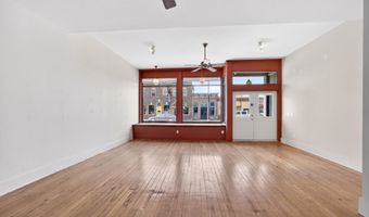 117 N Main St, Alma, WI 54610