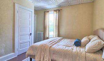 28 Manning Blvd 2, Albany, NY 12203