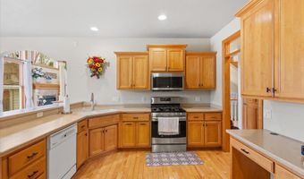 3020 E FALLCREEK Ln, Appleton, WI 54913