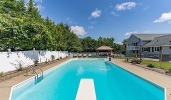 114 S West St, Agawam, MA 01030