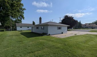 2013 N LYNNDALE Dr, Appleton, WI 54914