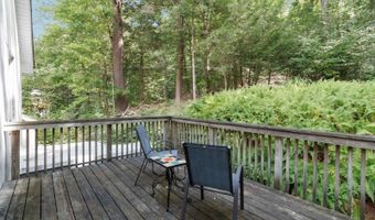 5 Fanwood Ct, West Milford, NJ 07421