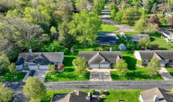 2463 Orient Dr, Adrian, MI 49221