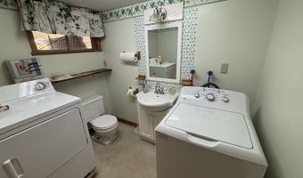 17 Ring, Athens, OH 45701