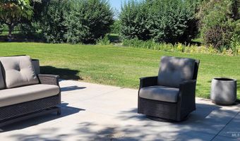 496 W 1000 S, Burley, ID 83318